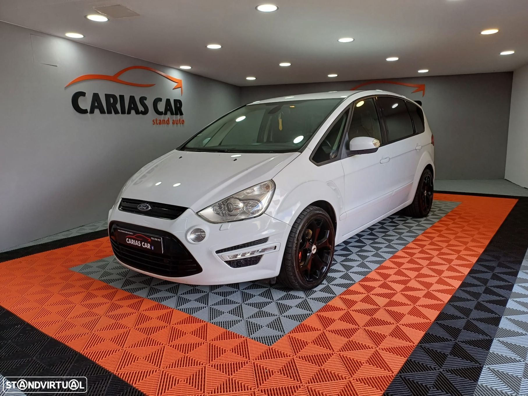 Ford S-Max - 1