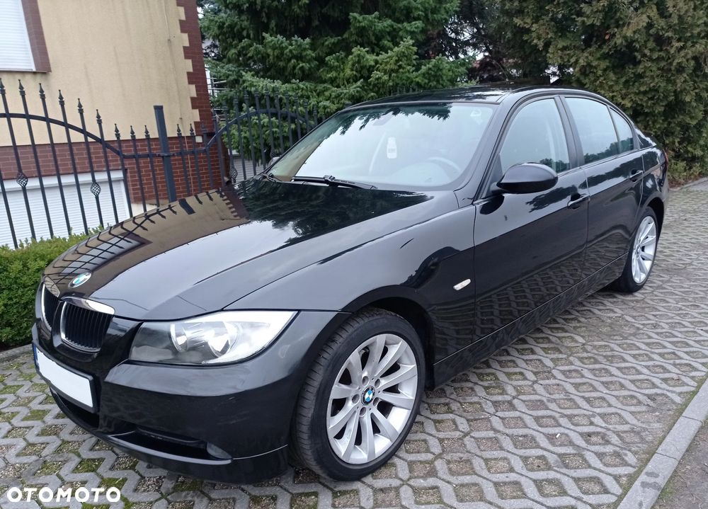 BMW Seria 3 318d - 17