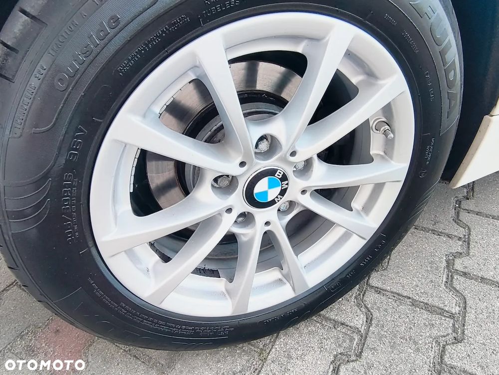 BMW Seria 3 318d Advantage - 20