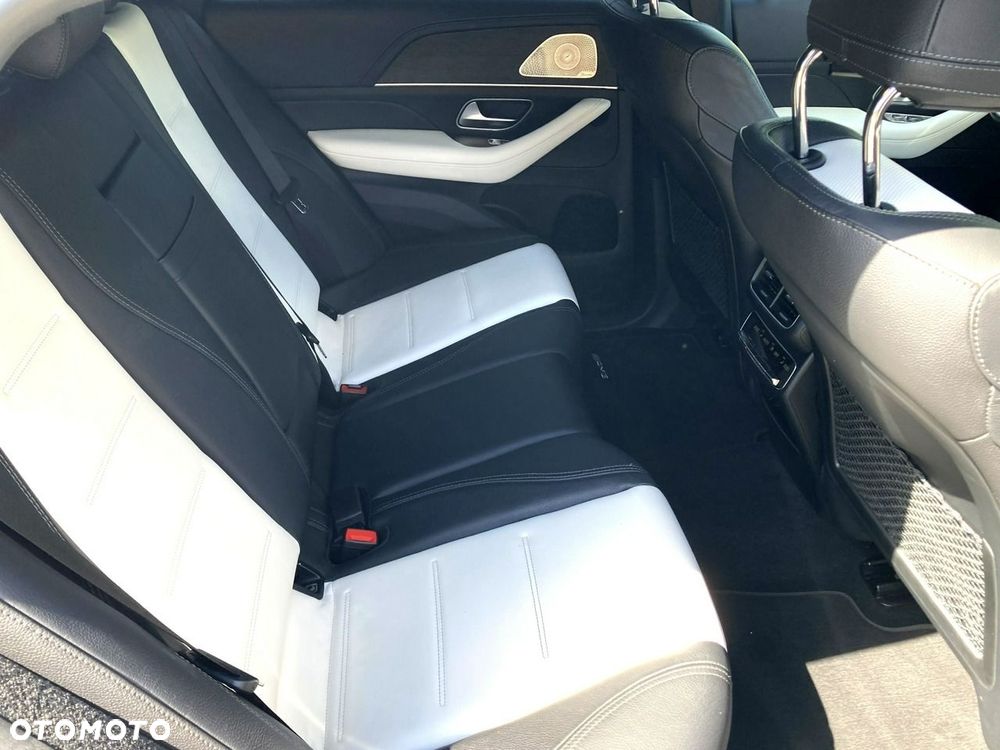 Mercedes-Benz GLE 400 4Matic 9G-TRONIC AMG Line - 16