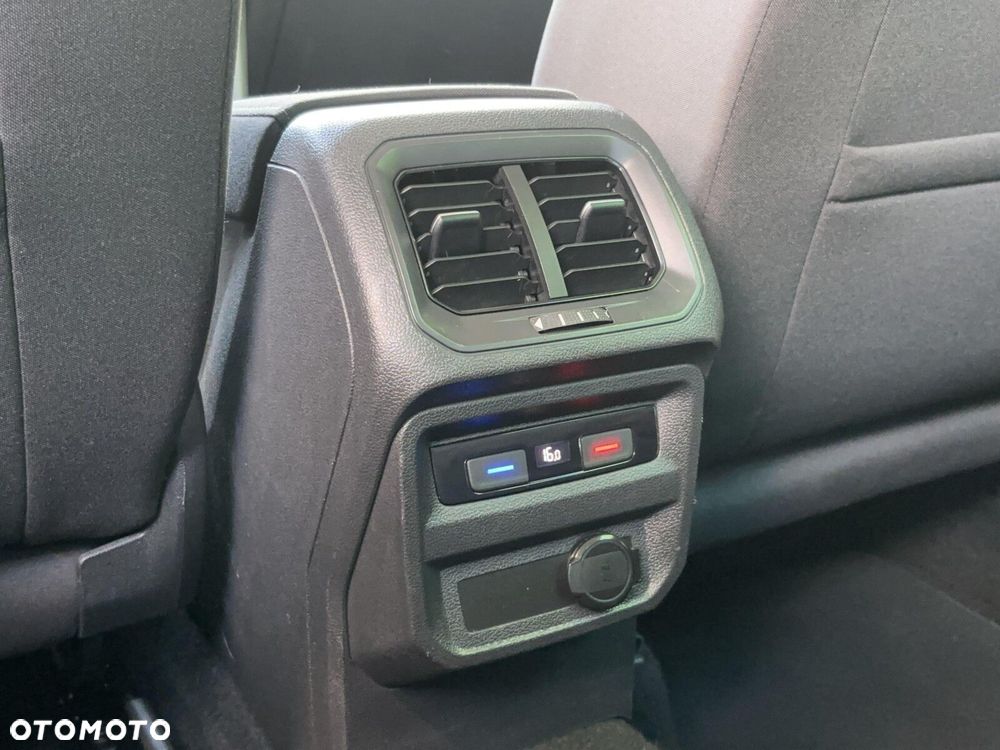 Volkswagen Tiguan 1.5 TSI EVO Elegance DSG - 18