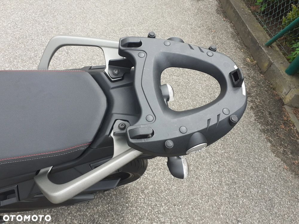 Yamaha MT - 13