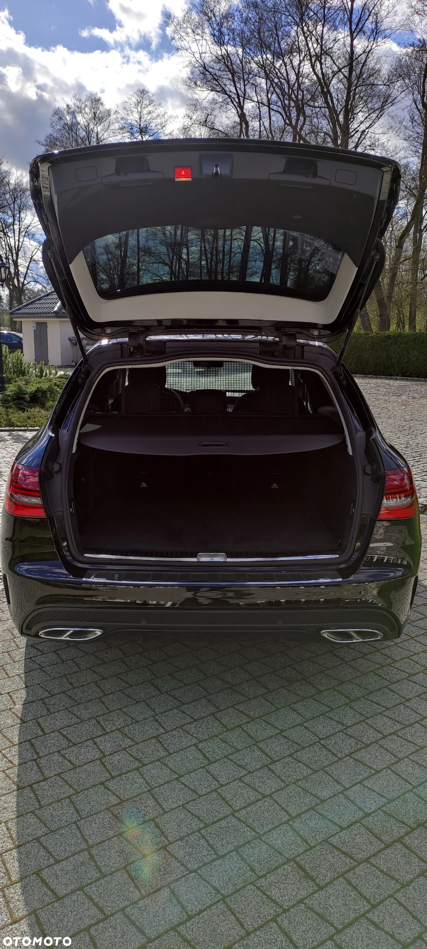 Mercedes-Benz Klasa C 220 d T 9G-TRONIC AMG Line - 8