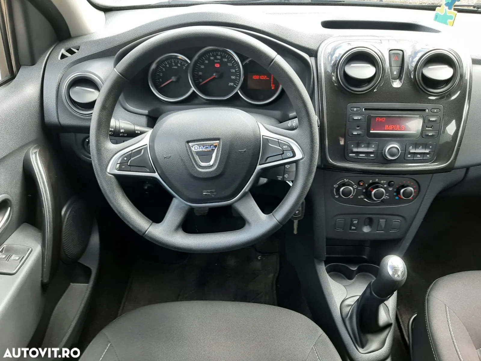 Dacia Sandero - 5