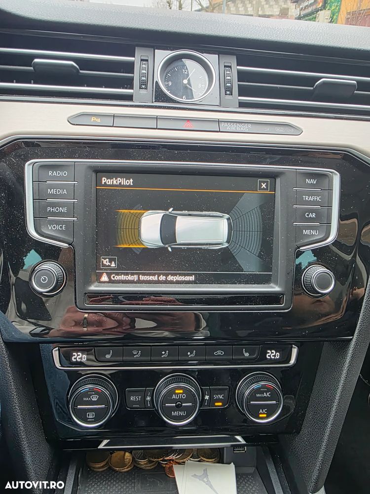 Volkswagen Passat 2.0 TDI DSG (BlueMotion Technology) Highline - 19