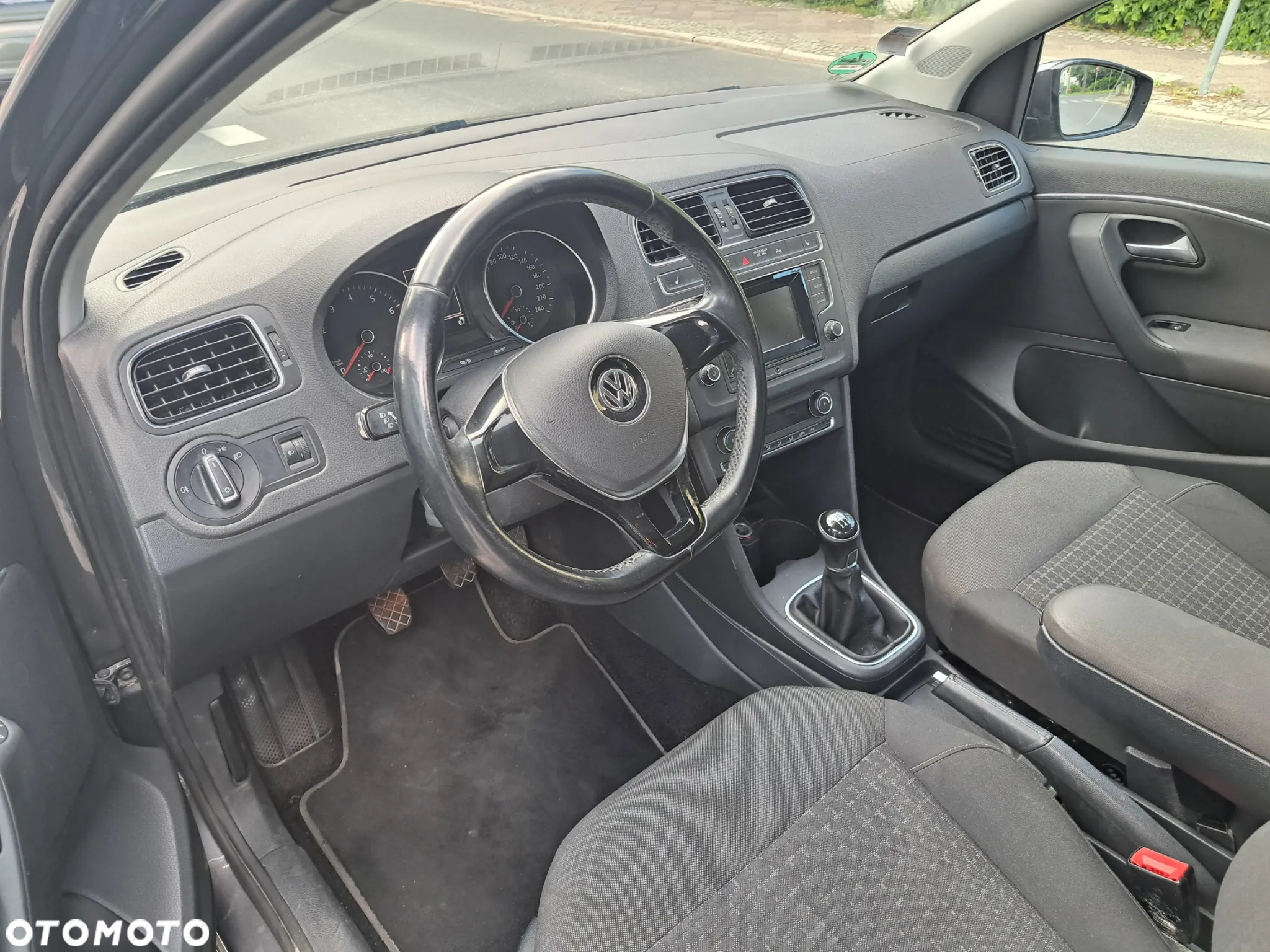 Volkswagen Polo 1.0 (Blue Motion Technology) Comfortline - 5