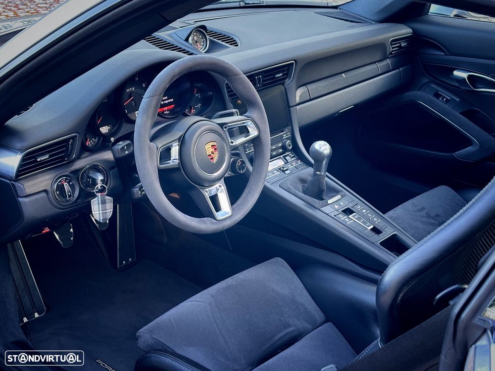 Porsche 911 (991) Carrera GTS - 6