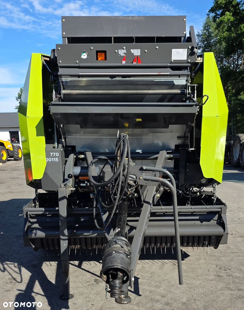 Claas Variant 350 - 25