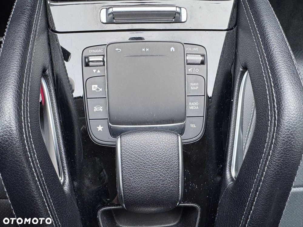 Mercedes-Benz GLE - 19