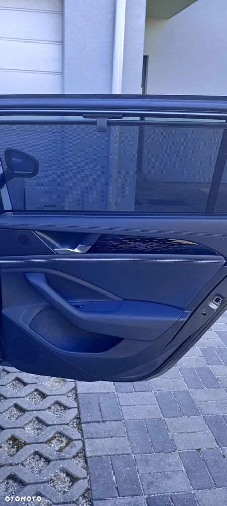 Volkswagen Passat - 10