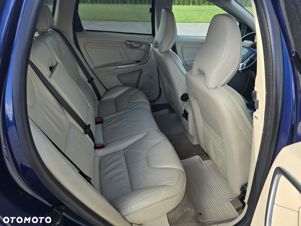 Volvo XC 60 - 27