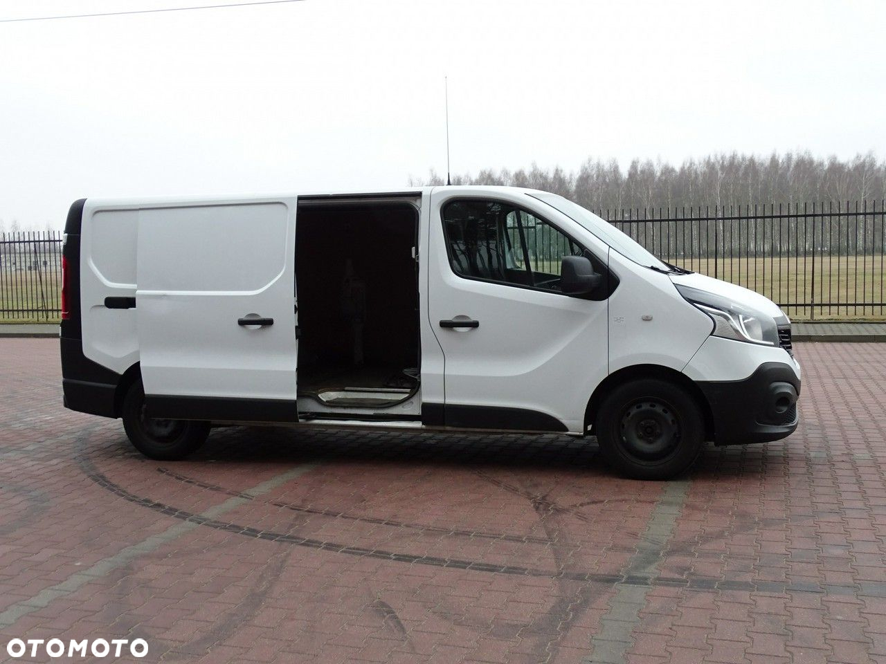 Renault Trafic - 6