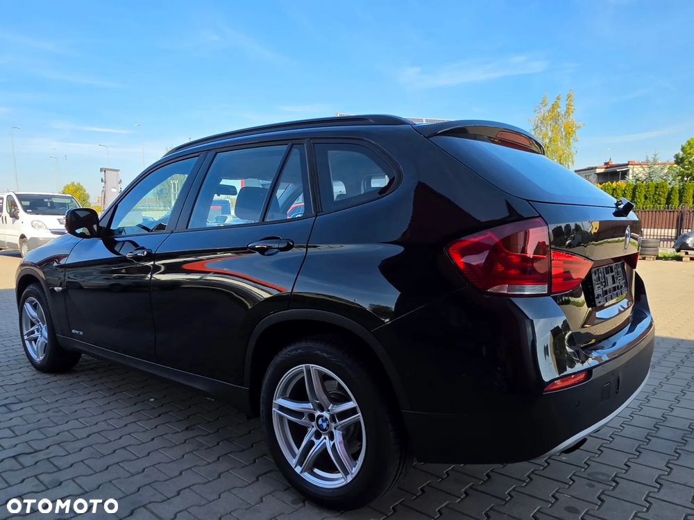 BMW X1 sDrive18i xLine - 13