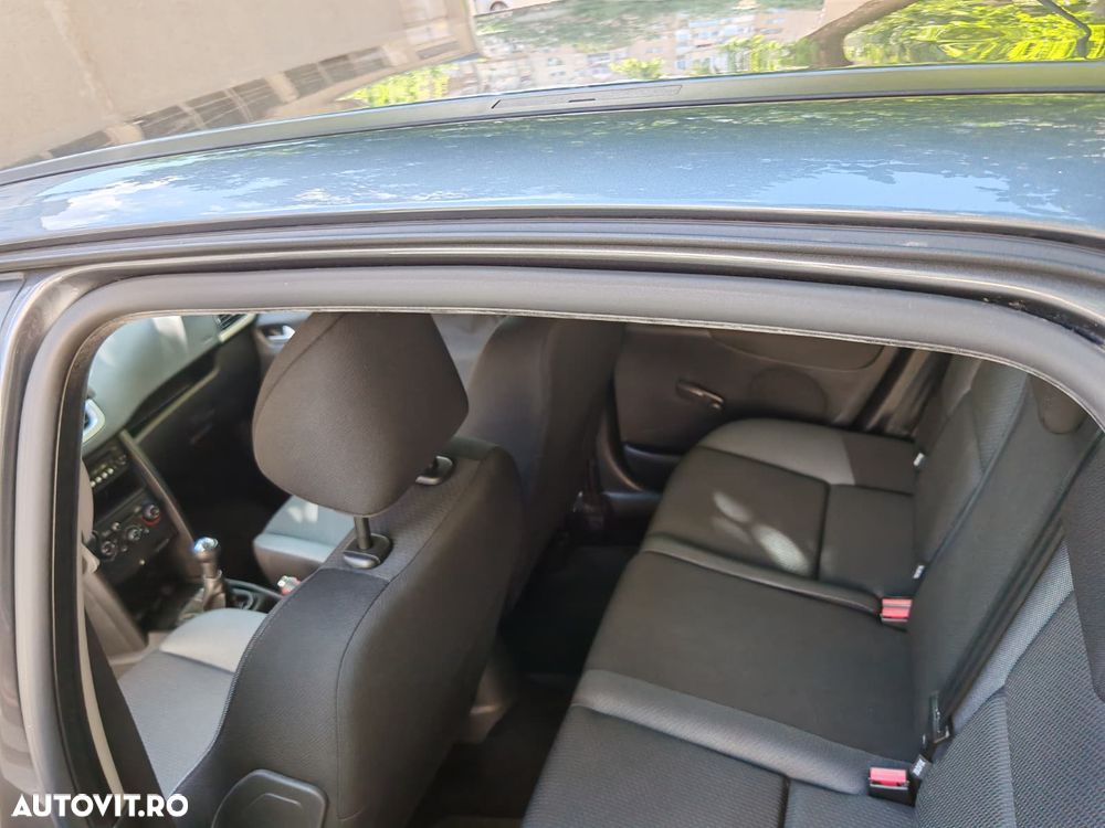 Peugeot 207 1.4 E Acces - 11