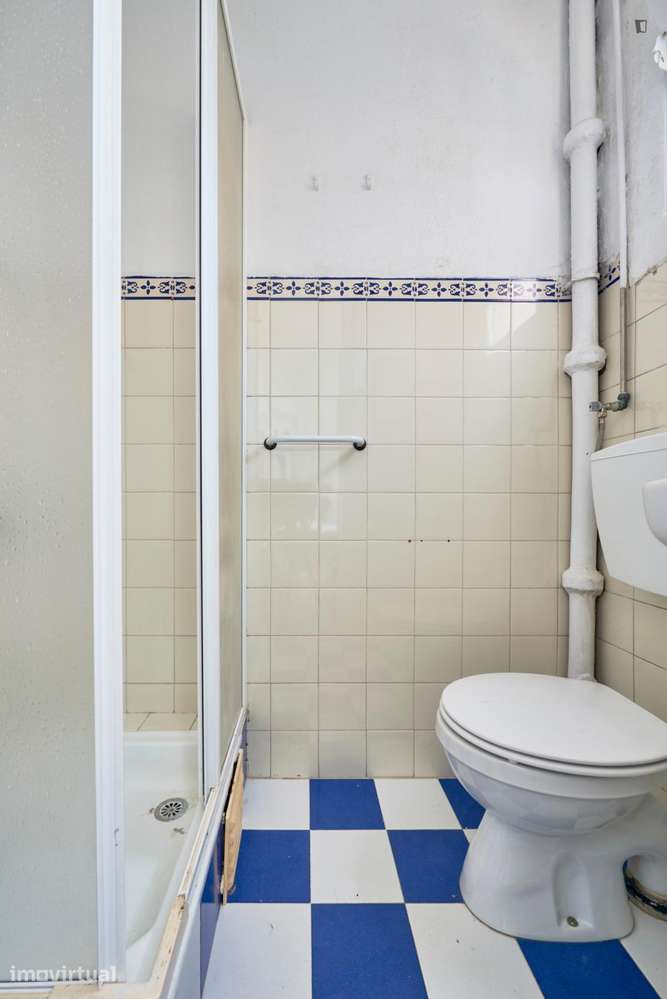 Quarto - localizado em Entrecampos Lisbon - Grande imagem: 4/36