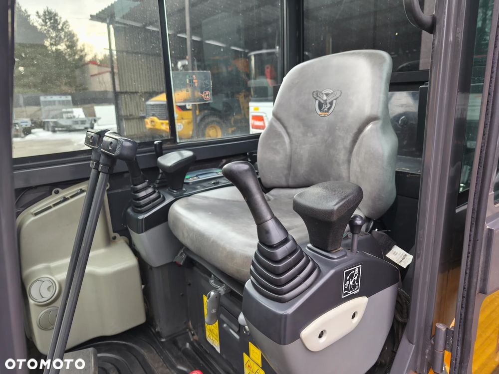 Case CX18 - Bobcat E19 - Yanmar SV18 - STAN IDEALNY - 11