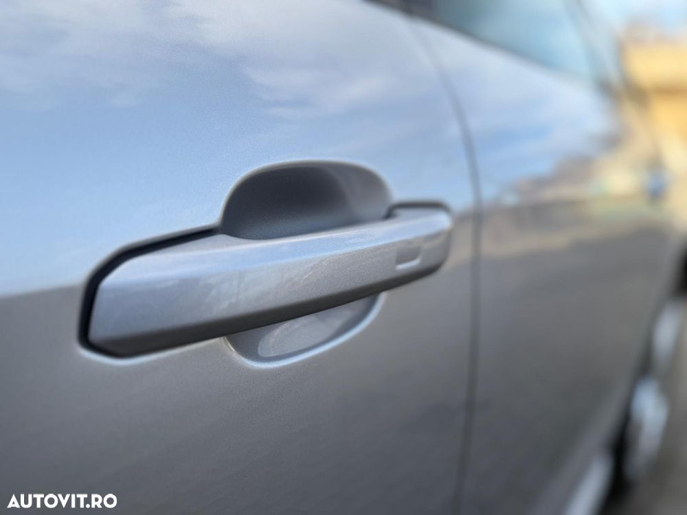 Audi A4 40 TDI S tronic S line - 40