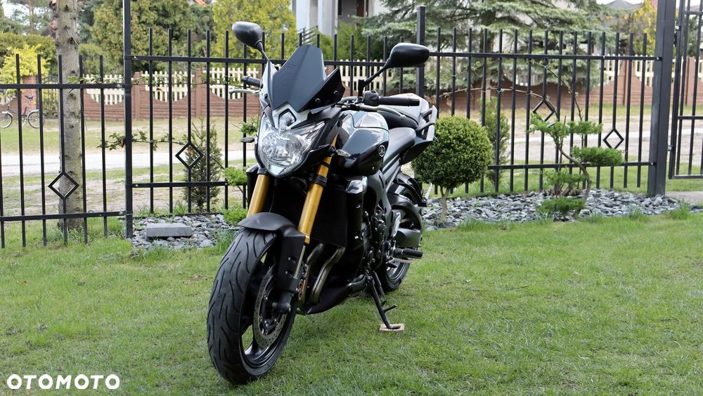 Yamaha FZ8 - 6