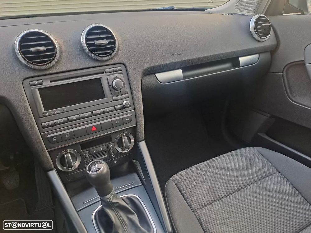 Audi A3 Sportback 1.6 TDI S-line - 17