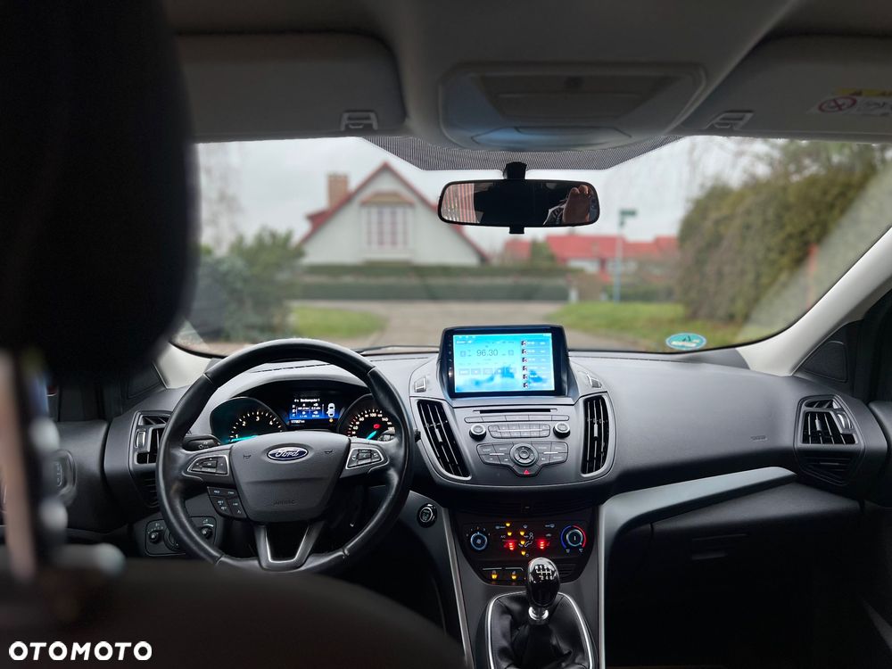 Ford Kuga 2.0 TDCi 4x4 Vignale - 35