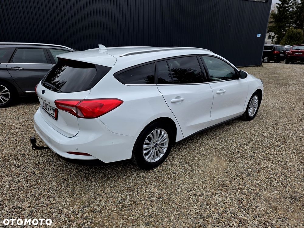 Ford Focus 2.0 TDCi Titanium ASS - 4