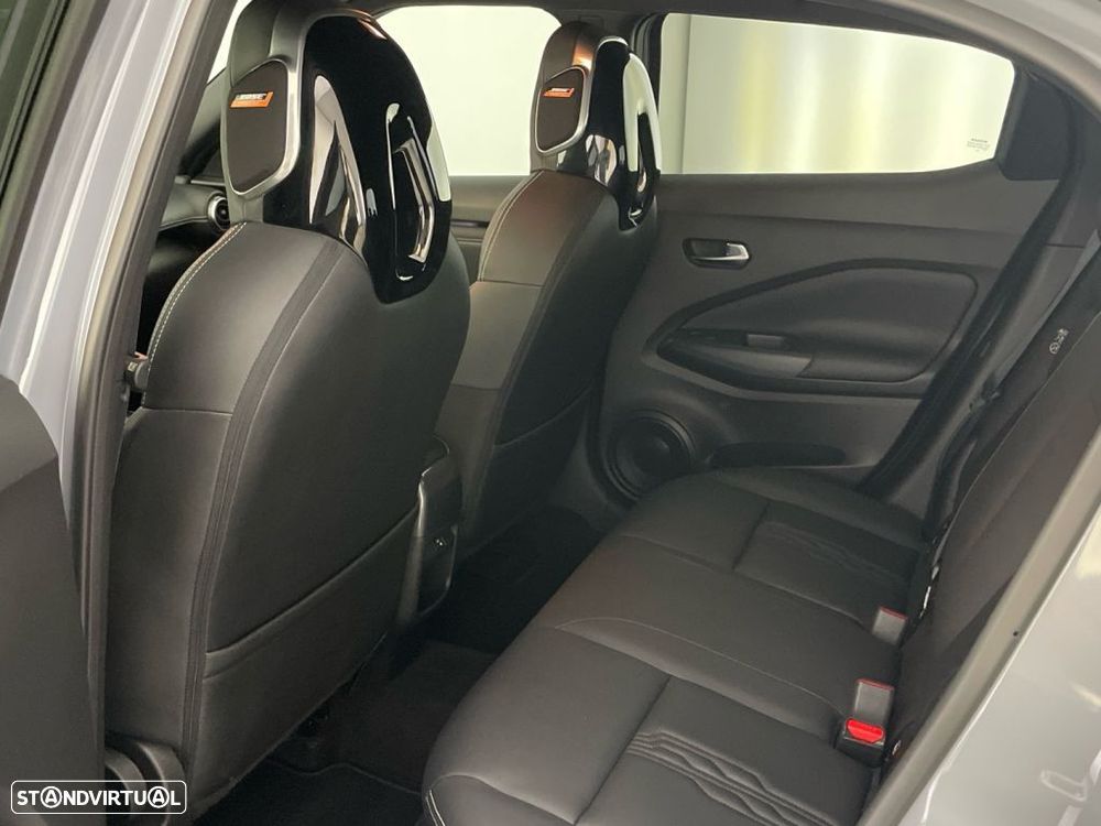 Nissan Juke 1.6 Hybrid Tekna - 11
