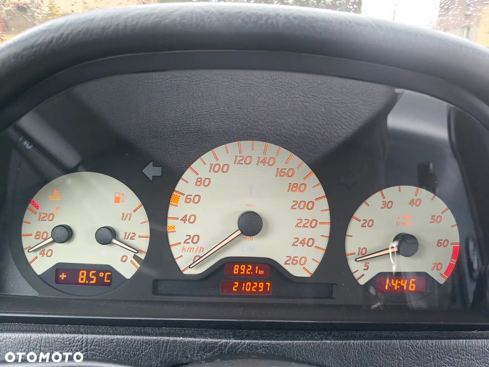 Mercedes-Benz Klasa E ver-240-elegance - 21