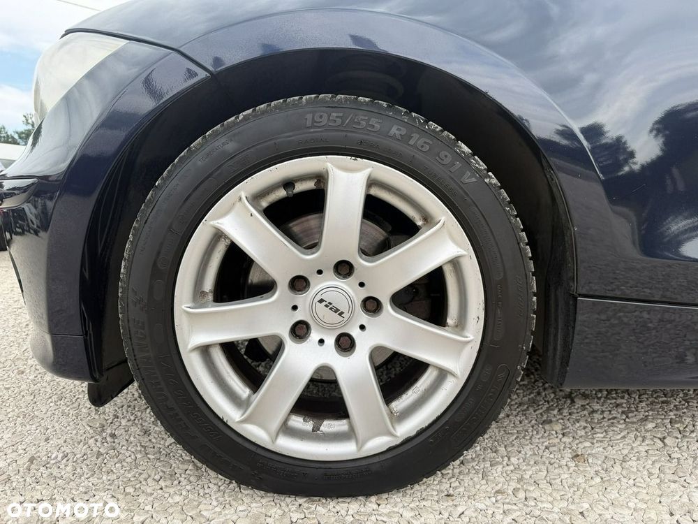 BMW Seria 1 120d - 30