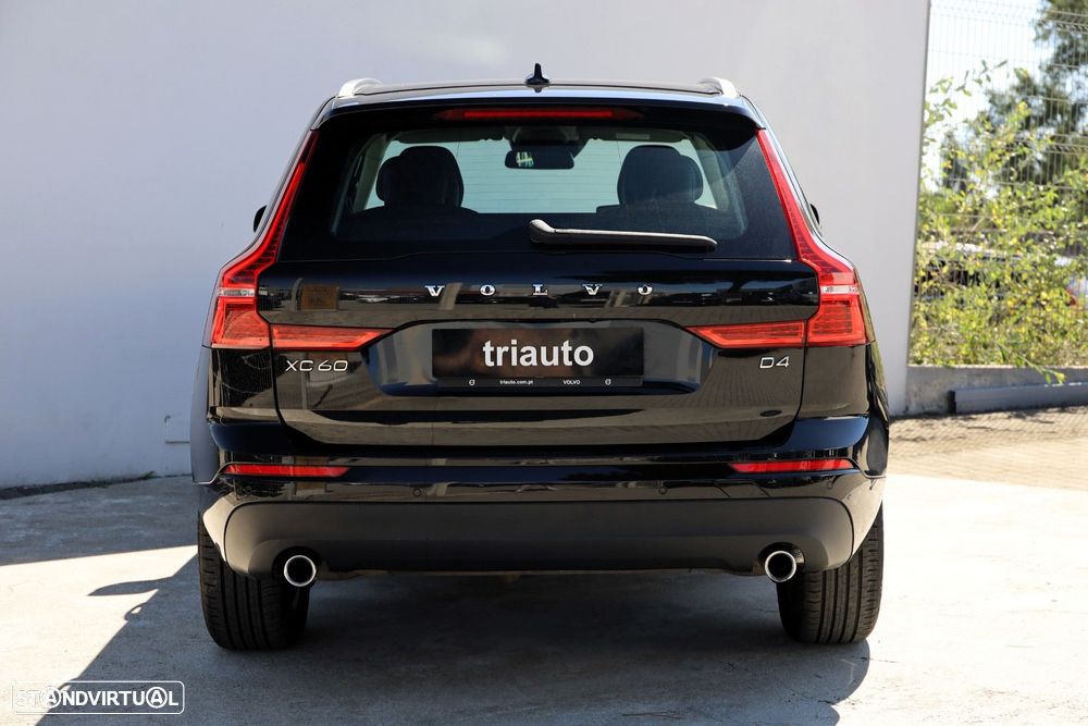 Volvo XC 60 2.0 D4 Momentum Geartronic - 3