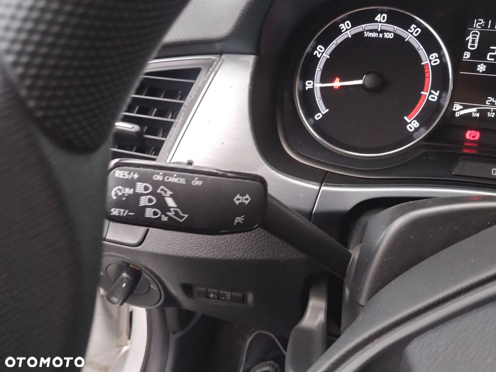 Skoda Fabia 1.0 TSI Ambition - 11