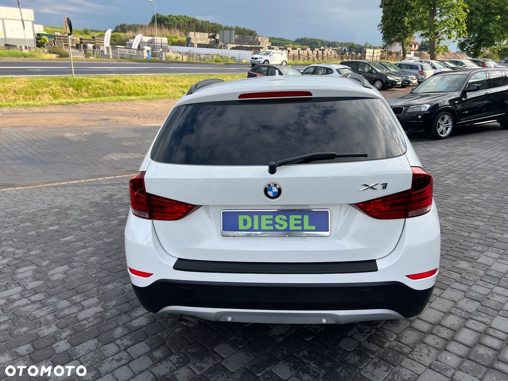 BMW X1 sDrive16d Sport Line - 8