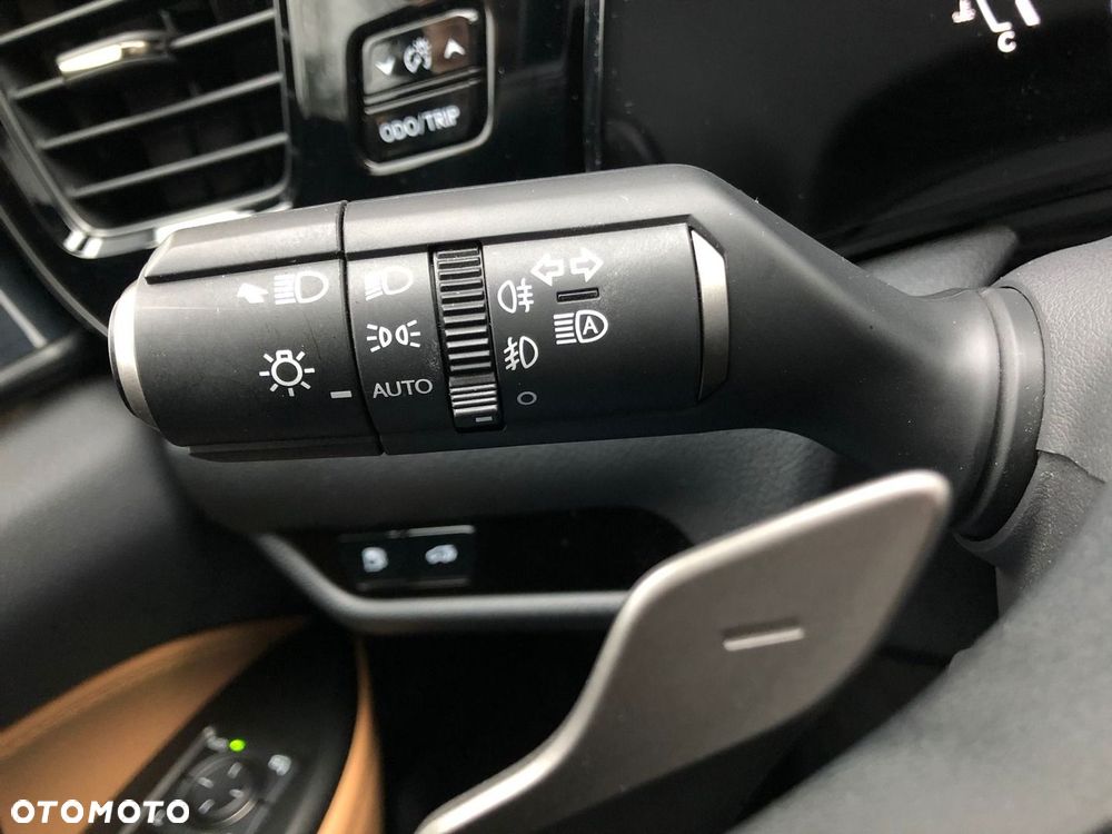 Lexus NX 350h Prestige AWD - 36