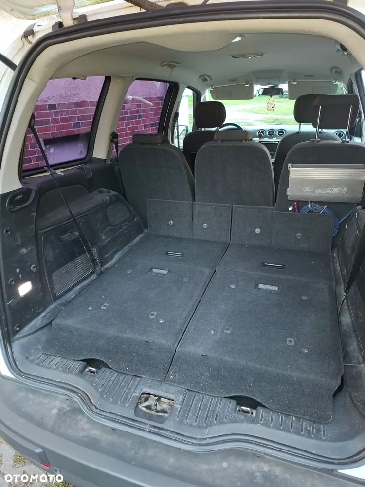 Ford Galaxy 2.0 TDCi Trend MPS6 - 11