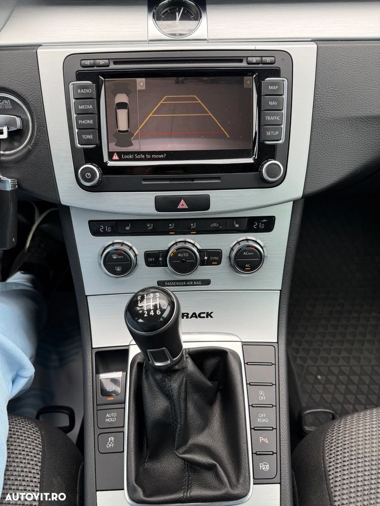 Volkswagen Passat Alltrack 2.0 TDI BlueMotion Technology - 13