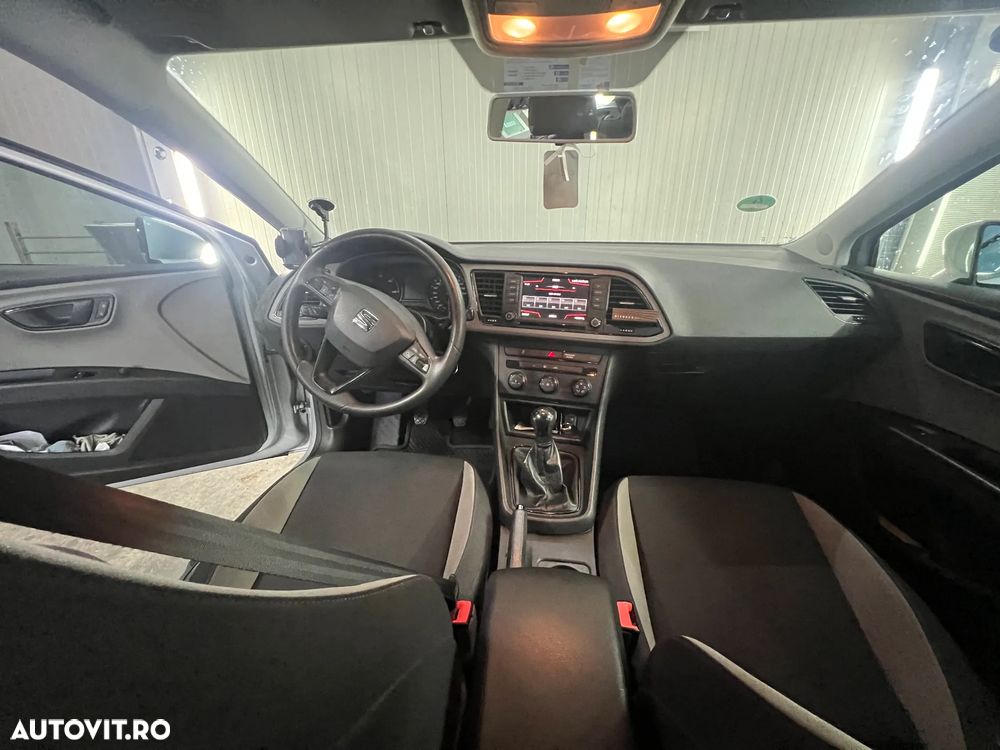 Seat Leon 1.6 TDI Start&Stop CONNECT - 2