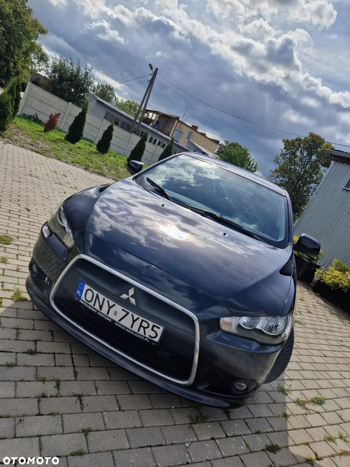 Mitsubishi Lancer - 1
