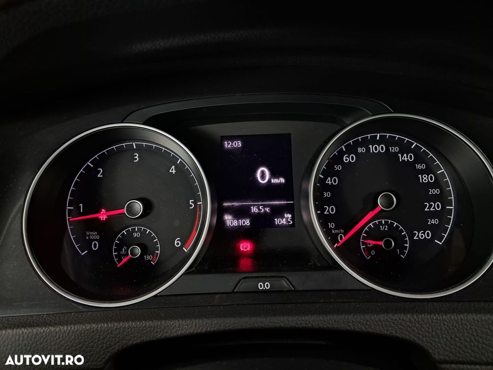 Volkswagen Golf - 14