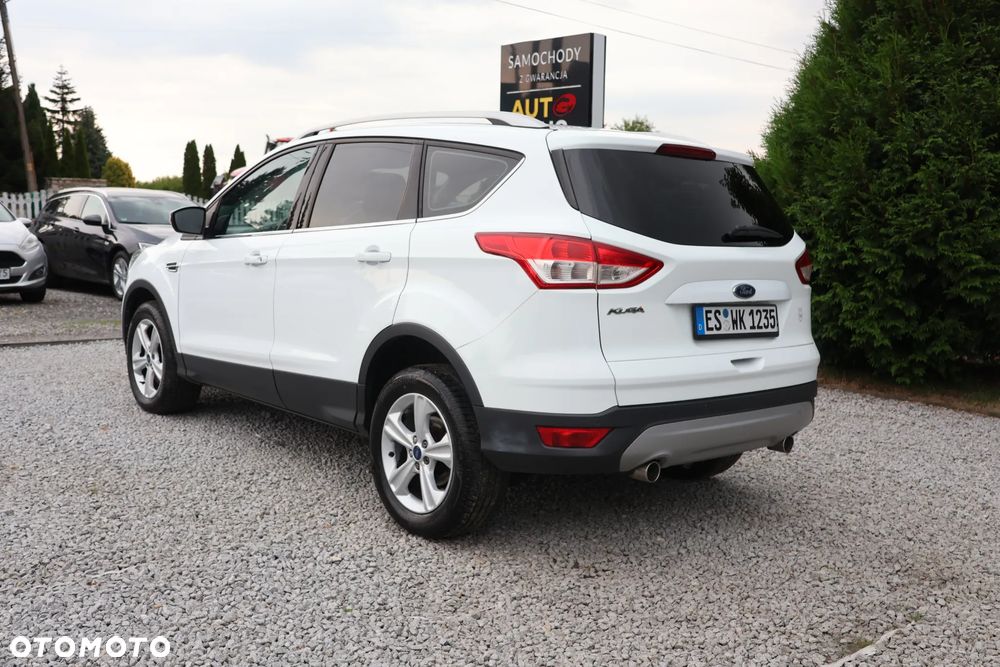 Ford Kuga 2.0 TDCi AWD Titanium - 4