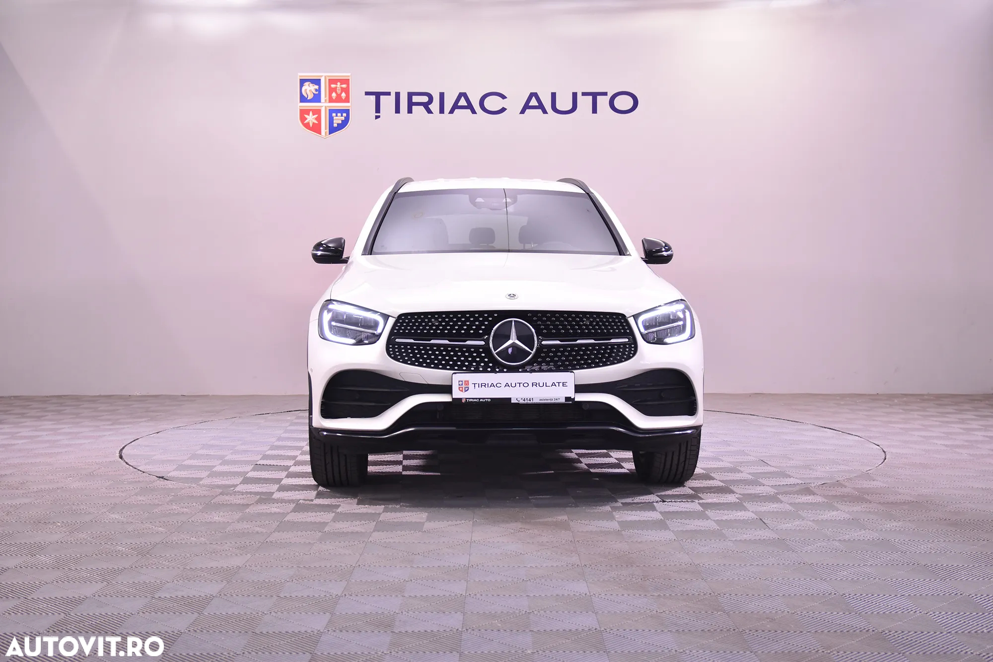 Mercedes-Benz GLC 300 e 4MATIC - 8