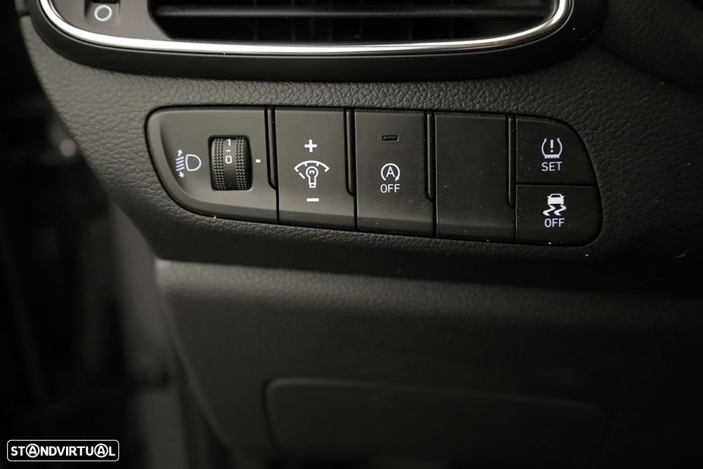 Hyundai i30 1.0 T-GDi Style Plus DCT - 26