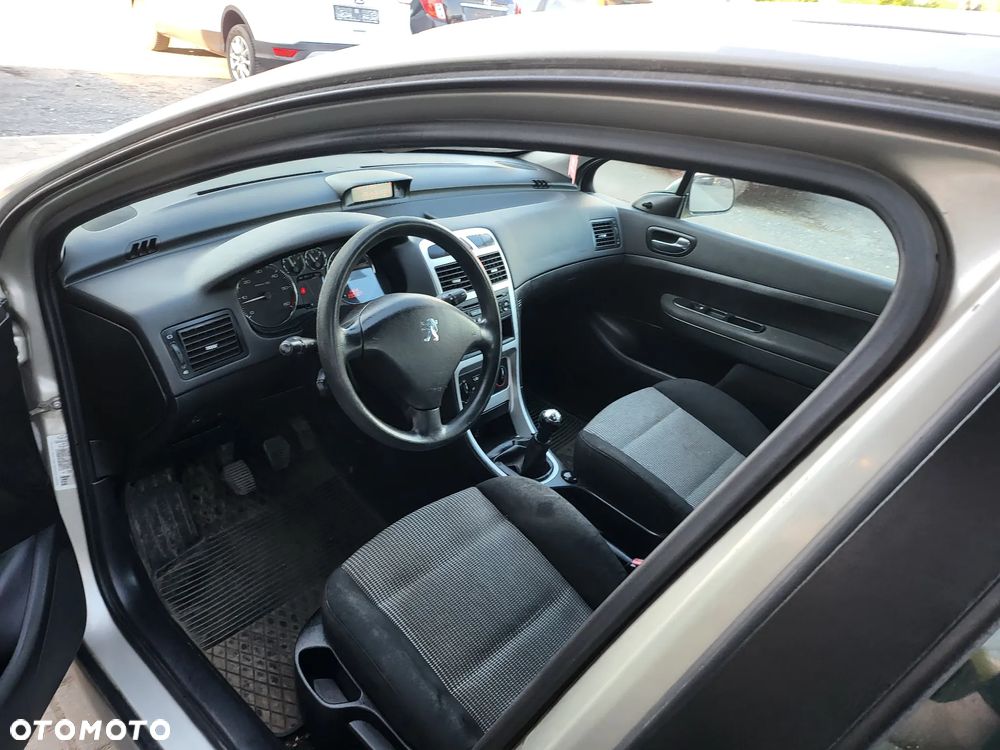 Peugeot 307 1.6 HDi - 10