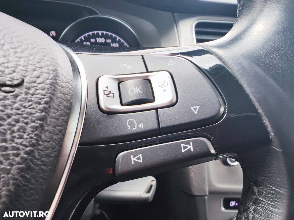 Volkswagen Golf 1.6 TDI DPF BMT Comfortline - 22