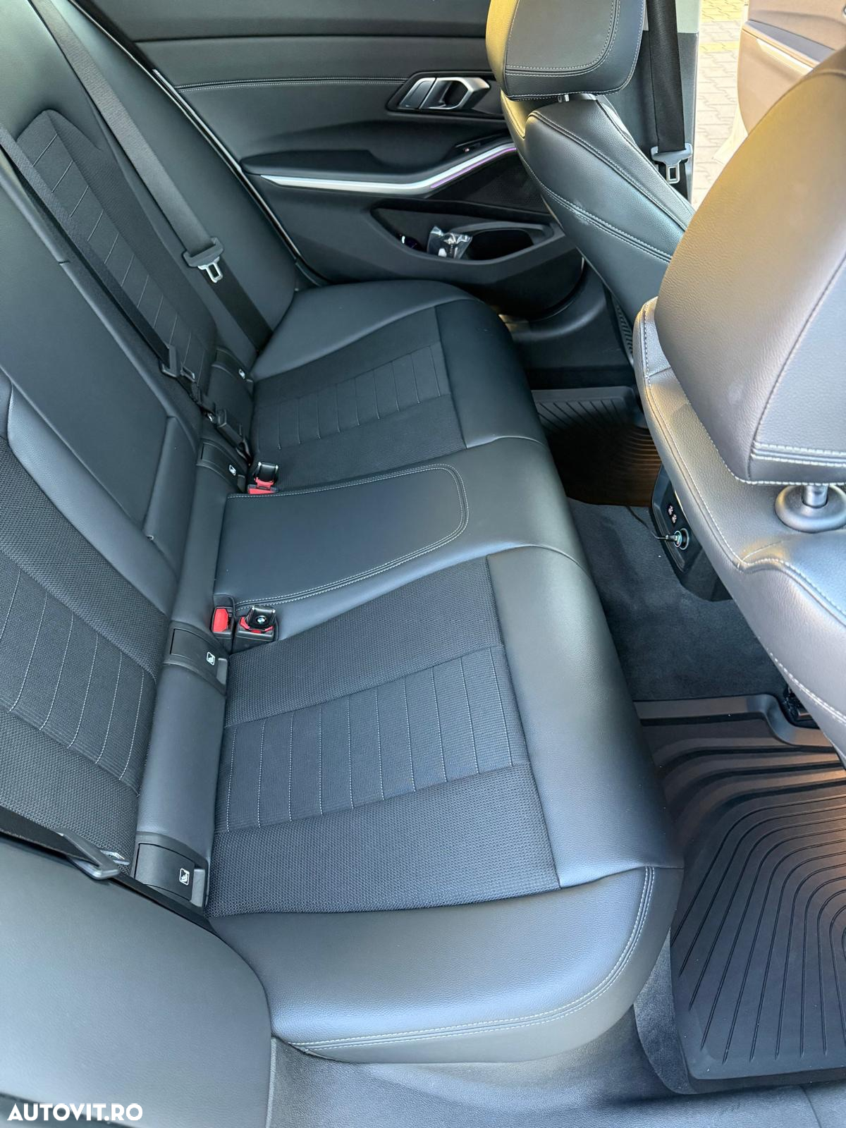 BMW Seria 3 320d AT MHEV - 10