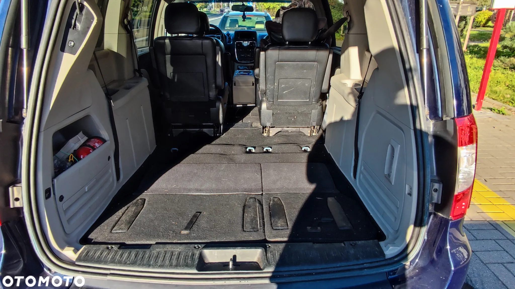 Chrysler Town & Country 3.6 Touring - 11