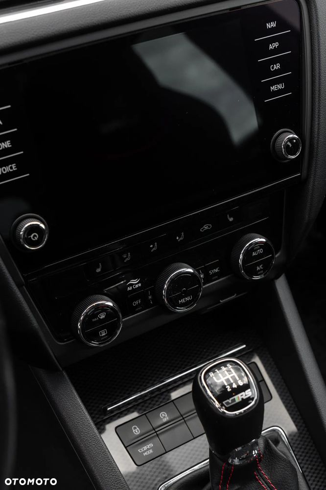 Skoda Octavia 2.0 TSI GPF RS 245 - 27