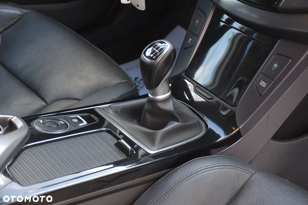 Hyundai i40 Kombi 1.7 CRDi Premium - 28