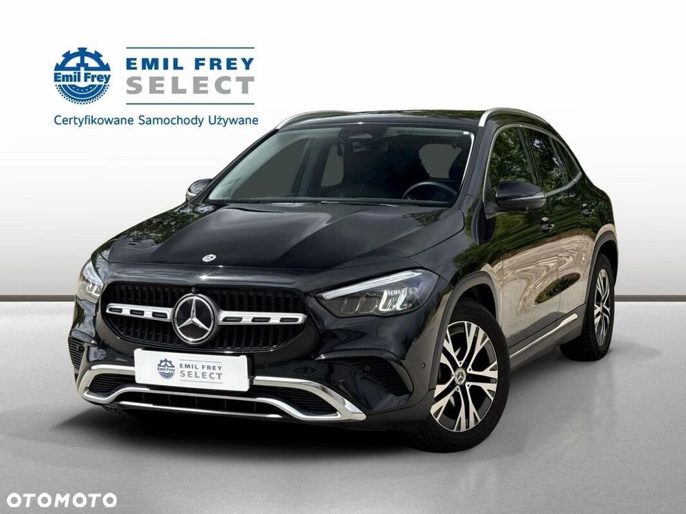 Mercedes-Benz GLA - 2