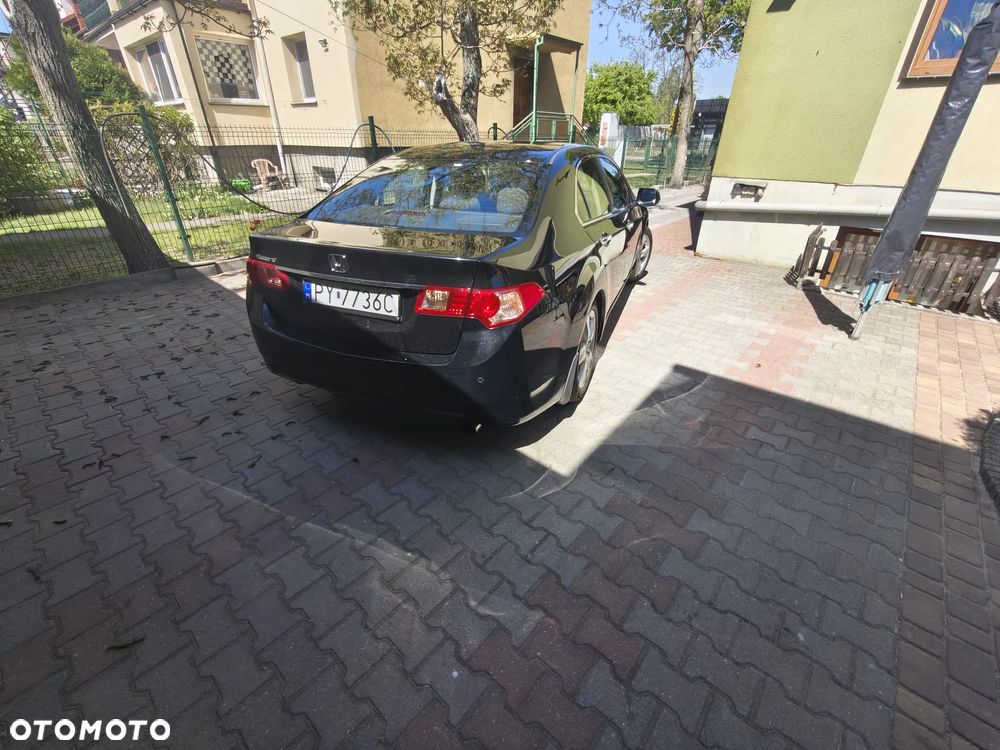 Honda Accord 2.0 Elegance - 2