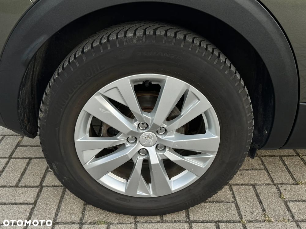 Peugeot 3008 1.6 BlueHDi Allure S&S EAT6 - 21