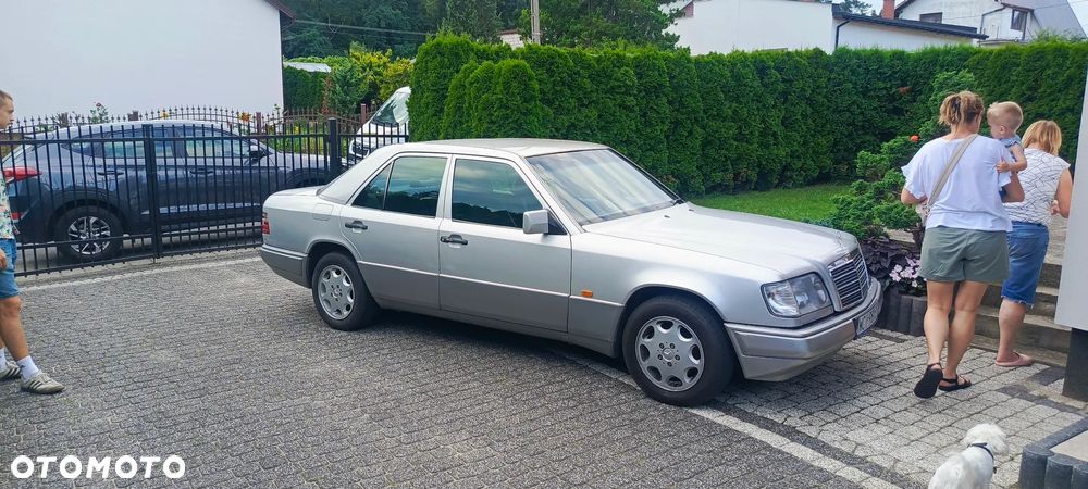 Mercedes-Benz Klasa E - 8